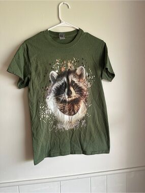 Gildan Olive Crewneck T-Shirt in Light Olive